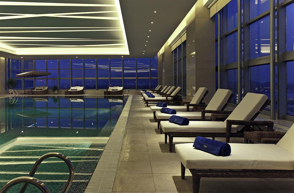The Westin Nanjing Xuanwu Lake Exterior foto