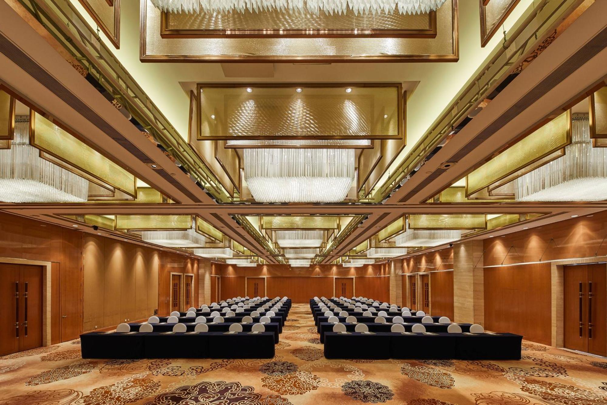 The Westin Nanjing Xuanwu Lake Exterior foto