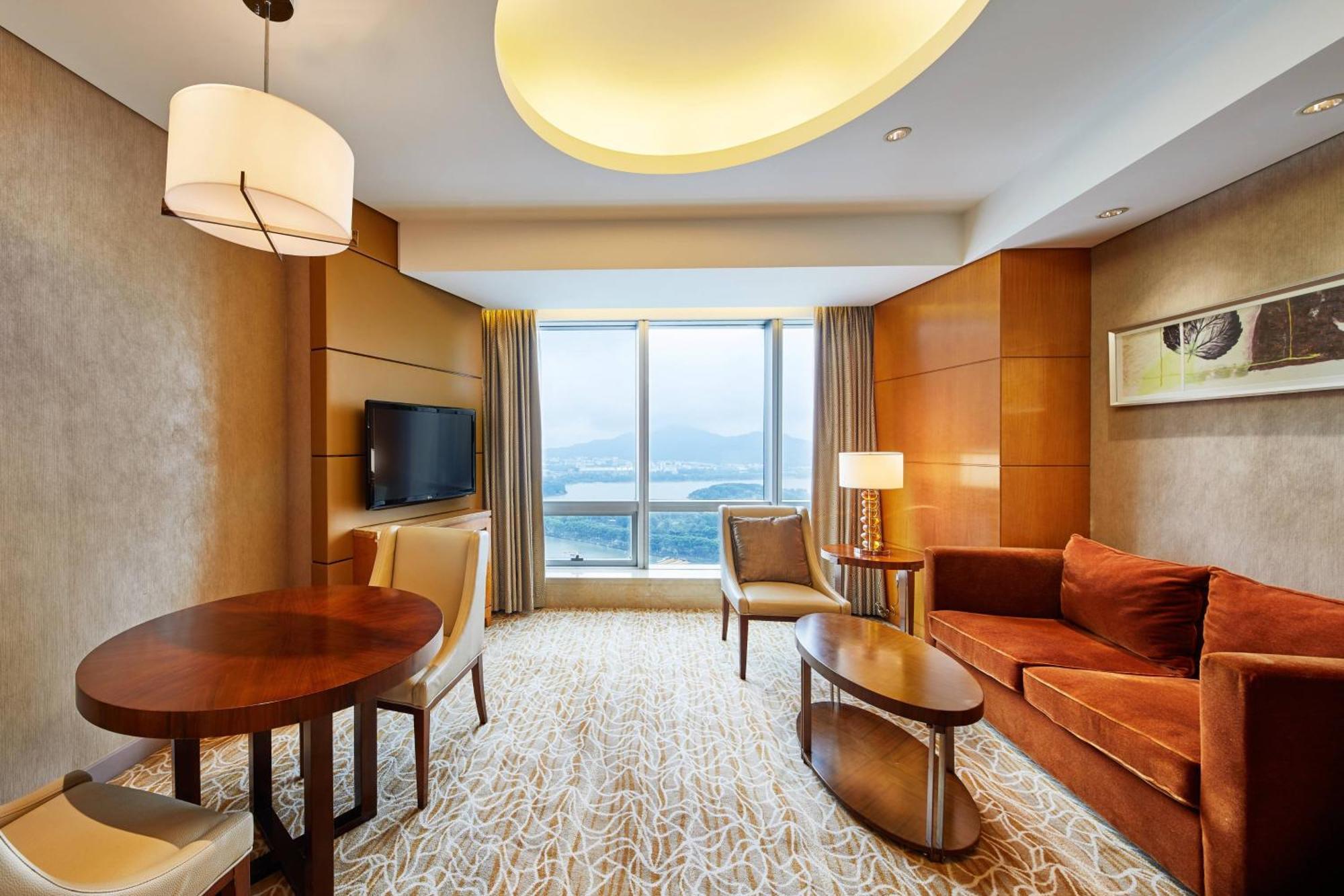 The Westin Nanjing Xuanwu Lake Exterior foto